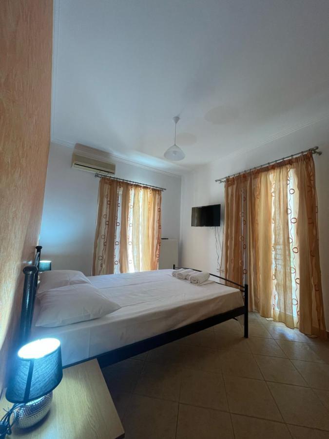 Dinos Apartments Vasiliki  Luaran gambar